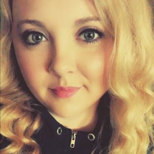 Meet your Posher, Kaylee